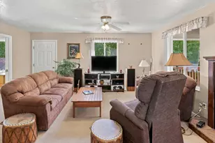 231 E 100 S, Hyrum, UT 84319 - Photo 6