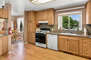 231 E 100 S, Hyrum, UT 84319 - Photo 12