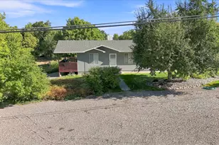 231 E 100 S, Hyrum, UT 84319 - Photo 50