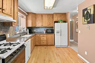 231 E 100 S, Hyrum, UT 84319 - Photo 14