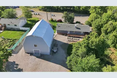 231 E 100 S, Hyrum, UT 84319 - Photo 48