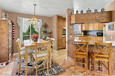 231 E 100 S, Hyrum, UT 84319 - Photo 10