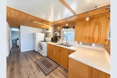 134 E Gardena Ave, Salt Lake City, UT 84115 - Photo 6