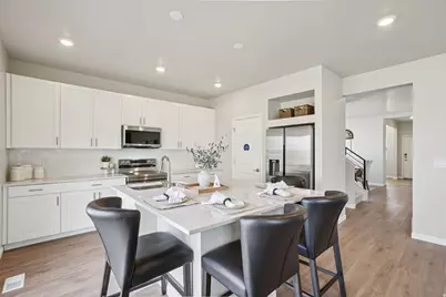 7076 N Cairns Way, Eagle Mountain, UT 84005 - Photo 10