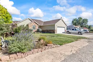 131 S 400 E, Salina, UT 84654 - Photo 4