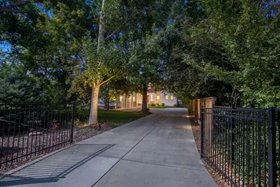 2415 E Kentucky Ave, Holladay, UT 84117 - Photo 2