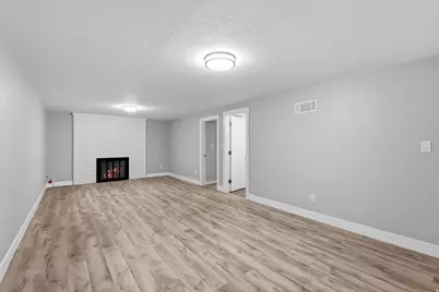 684 E 1300 N, Ogden, UT 84404 - Photo 20