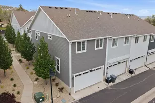 256 E Kirsten Ln N, North Salt Lake, UT 84054 - Photo 2