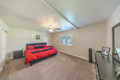317 Willow Way, Pleasant View, UT 84414 - Photo 10