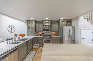 317 Willow Way, Pleasant View, UT 84414 - Photo 8