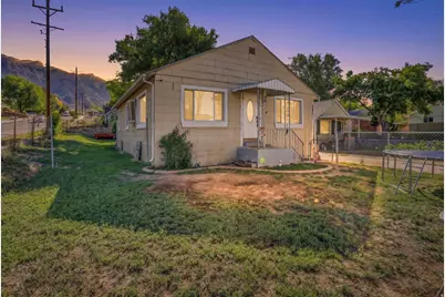 202 Jefferson Ave E, Ogden, UT 84404 - Photo 1