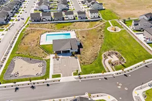 2346 W Swenson Cir, Syracuse, UT 84075 - Photo 40