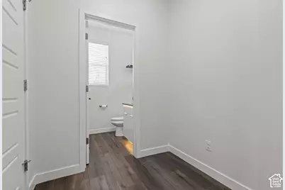 2346 W Swenson Cir, Syracuse, UT 84075 - Photo 8