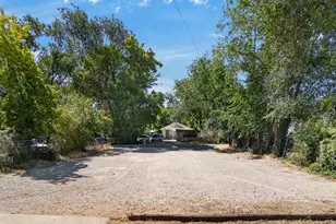 654 E 500 N, Provo, UT 84606 - Photo 52