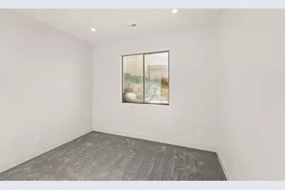 317 E Manilla Dr, Draper, UT 84020 - Photo 26