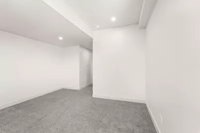 317 E Manilla Dr, Draper, UT 84020 - Photo 34