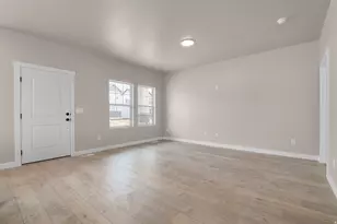 889 Pinyon Crest Rd, Coalville, UT 84017 - Photo 2