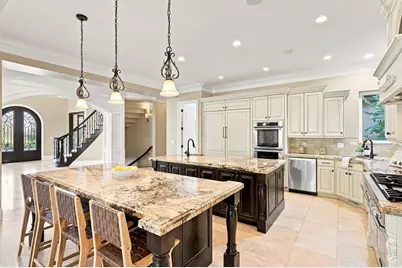 3149 E 10000 S, Sandy, UT 84092 - Photo 14