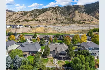 1211 Grandview Dr, Providence, UT 84332 - Photo 8