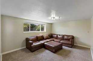 2870 N 900 E, North Ogden, UT 84414 - Photo 22
