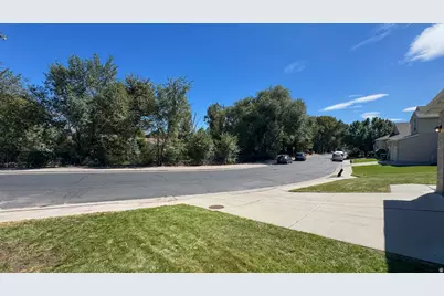 689 Riverwalk Dr, American Fork, UT 84003 - Photo 40