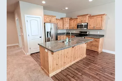 4432 S 785 W, Riverdale, UT 84405 - Photo 4