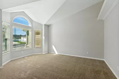 2126 W Silver Tree Cir, Riverton, UT 84065 - Photo 6