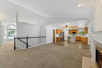 2126 W Silver Tree Cir, Riverton, UT 84065 - Photo 10