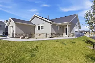 14414 S Oakfield Way W, Herriman, UT 84096 - Photo 16