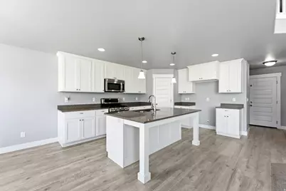 1478 S Mountain Ridge Dr, Saratoga Springs, UT 84045 - Photo 10