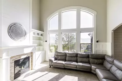 3422 S Peregrine Trl, Saratoga Springs, UT 84045 - Photo 4