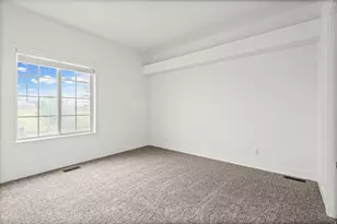 1396 W Beacon Hill Circle, Taylorsville, UT 84123 - Photo 18