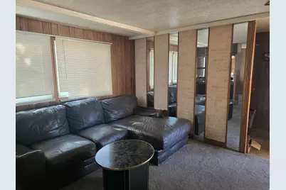 795 W Broadmore Way, Tooele, UT 84074 - Photo 8