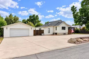 1855 W 2000 N, Helper, UT 84526 - Photo 2