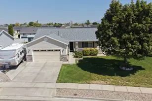 4040 W 5075 S, Roy, UT 84067 - Photo 2