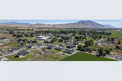 210 W 100 N, Fielding, UT 84311 - Photo 38