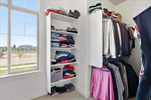 350 N Amber Ln, Layton, UT 84041 - Photo 32