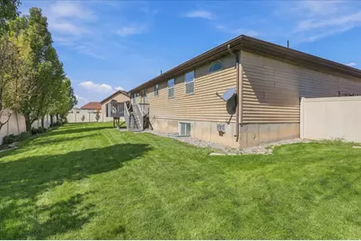 867 W 460 S, Tremonton, UT 84337 - Photo 38