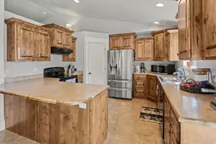 867 W 460 S, Tremonton, UT 84337 - Photo 14