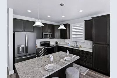 5377 W Iron King Dr, Herriman, UT 84096 - Photo 4