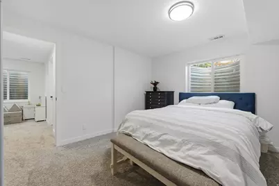 696 W 1960 N, Clinton, UT 84015 - Photo 22