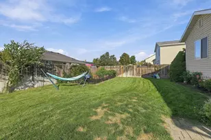 696 W 1960 N, Clinton, UT 84015 - Photo 32