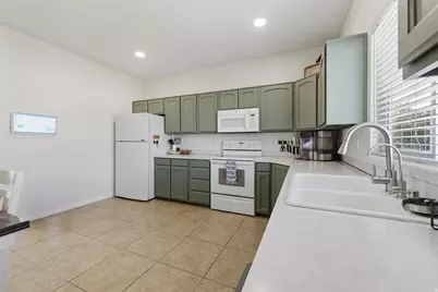 696 W 1960 N, Clinton, UT 84015 - Photo 10