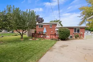 5822 S 2575 W, Roy, UT 84067 - Photo 24