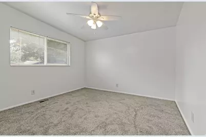 5822 S 2575 W, Roy, UT 84067 - Photo 14