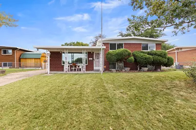 5822 S 2575 W, Roy, UT 84067 - Photo 2