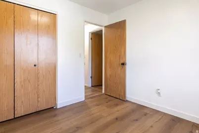 670 N 400 W, Kaysville, UT 84037 - Photo 8