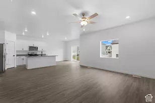 7258 Bald Eagle Way N, Eagle Mountain, UT 84005 - Photo 8