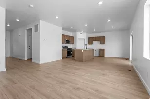 646 E Levengrove Dr, Lehi, UT 84048 - Photo 10