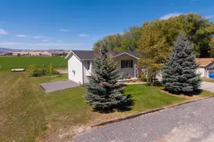 80 S 200 W, Lewiston, UT 84320 - Photo 2